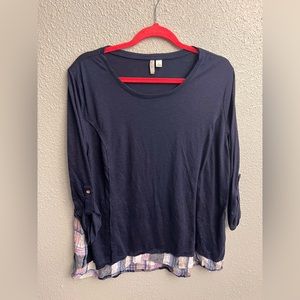 EST 1946 blue with pattern on the bottom half … like new large long sleeve